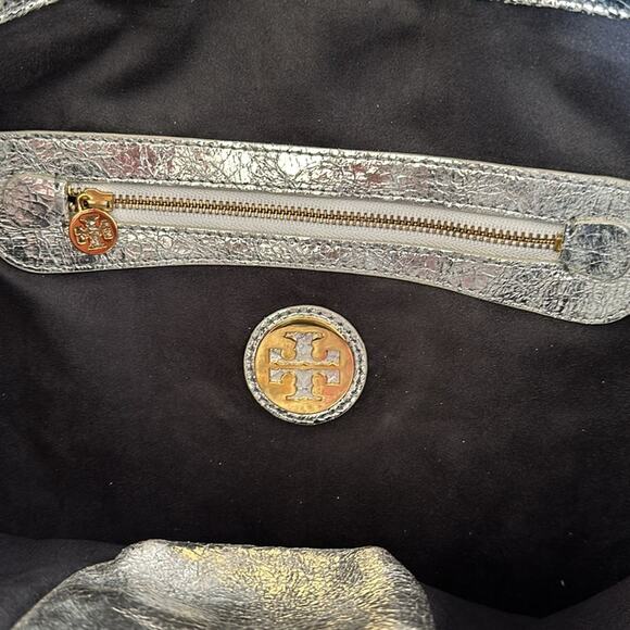 Tory Burch Metallic Silver logo T tote Shoulder Bag. - Picture 13 of 16